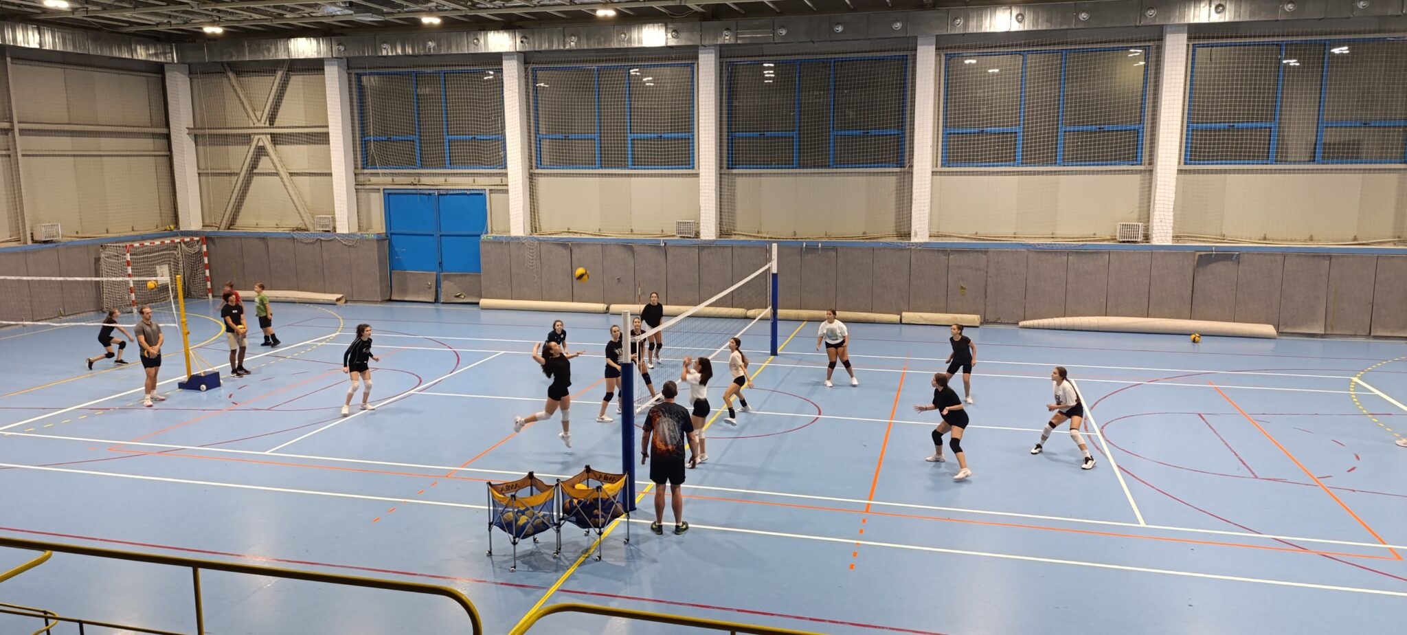 Volleyball Training in Elin Pelin Sports Arena