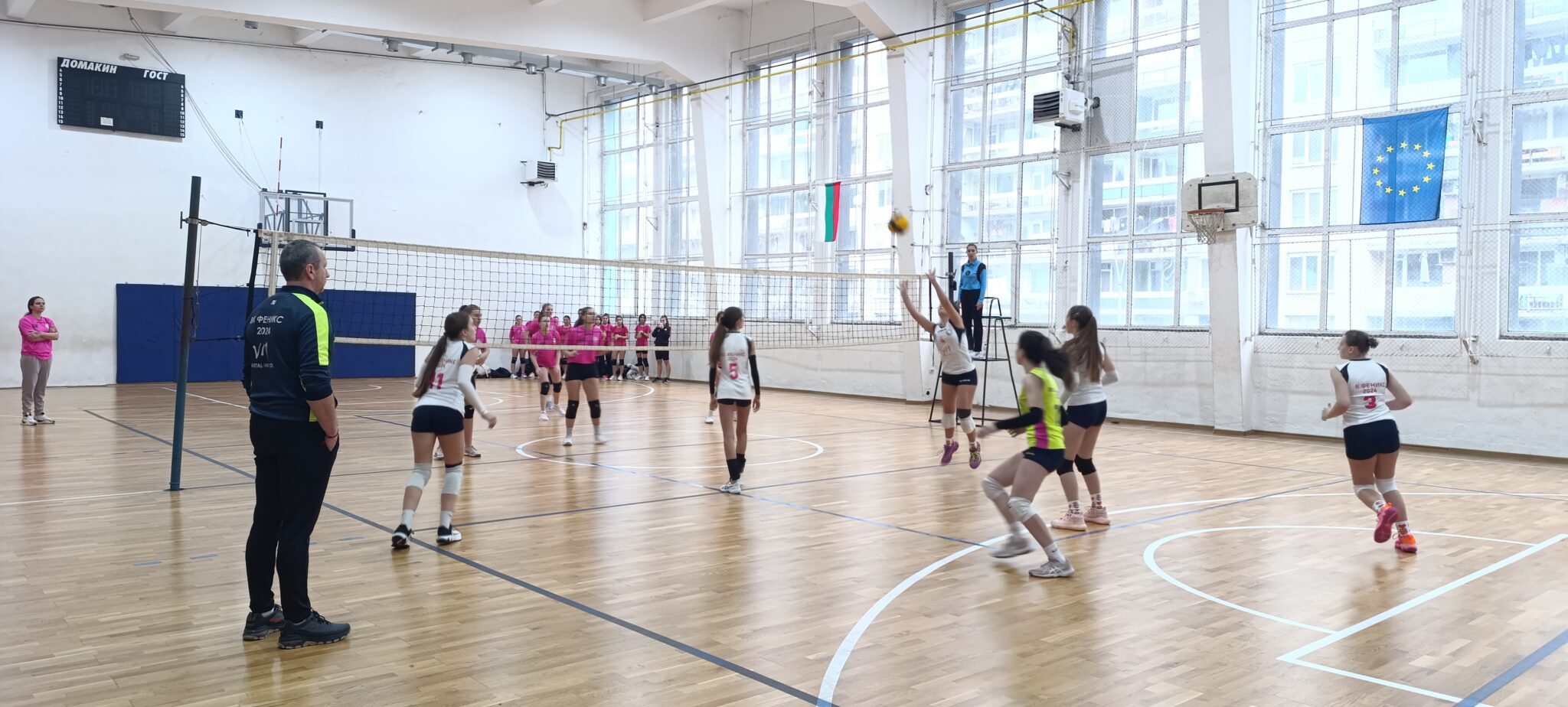 Official volleyball matches with volleyball club fenix
